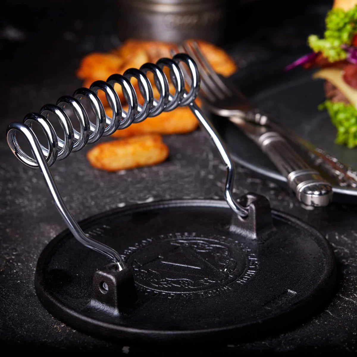 Victoria Round Cast Iron Meat Press with A Wire Handle Barbecue grill online shopping