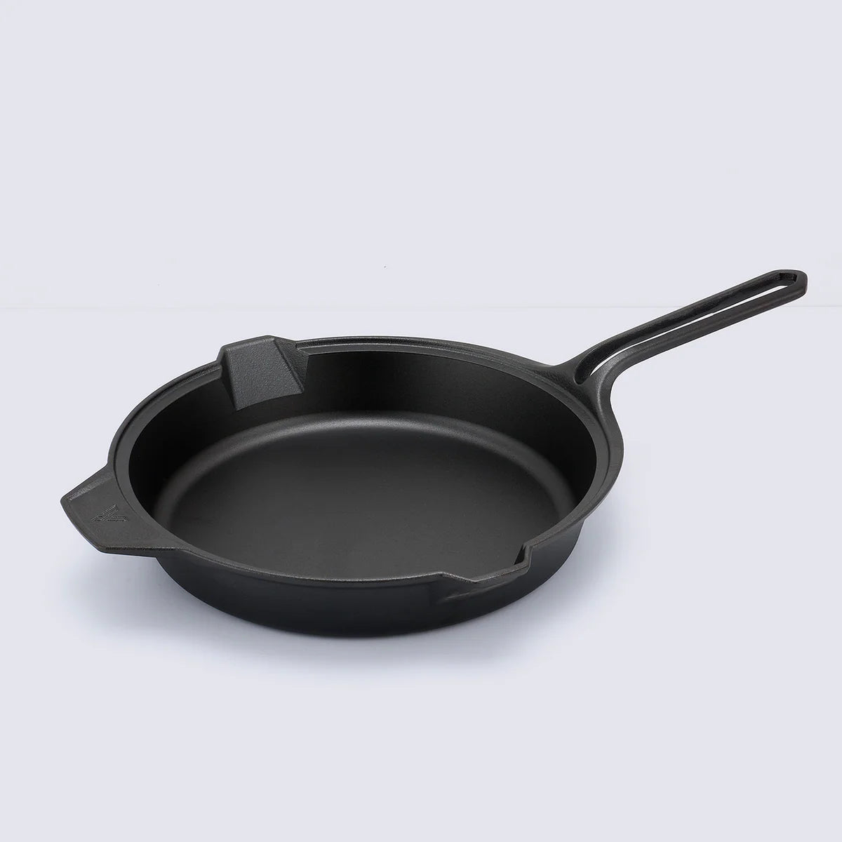 Victoria Signature Classic Cast Iron 12'' Skillet + Leather Handle Barbecue grill online shopping