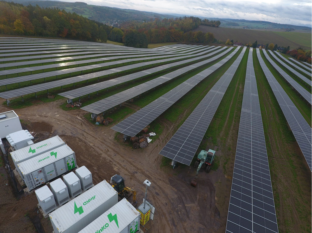 Jinko Solar Suntera G2 5.01MWh Energy Storage System