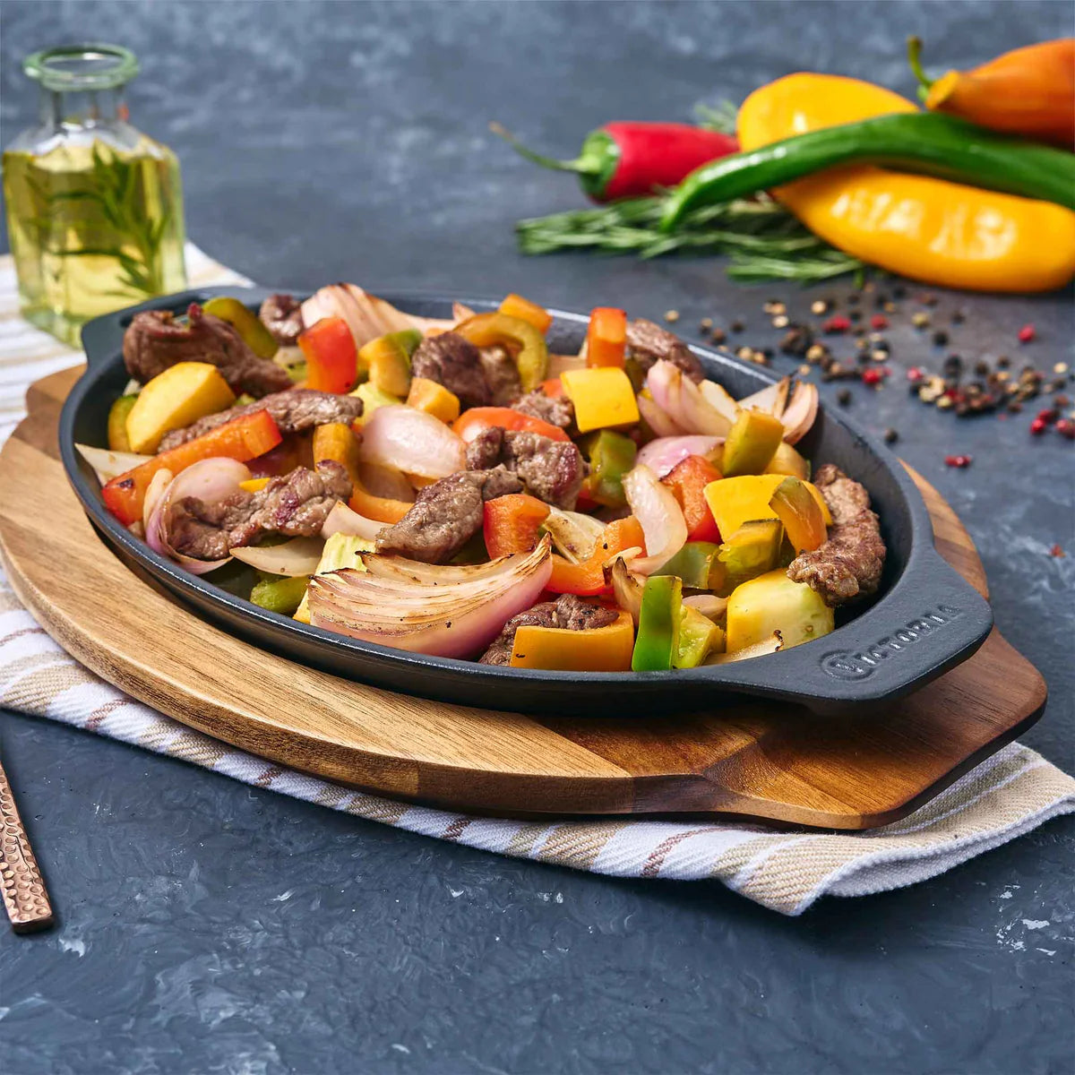 Victoria 11.5'' Cast Iron Oval Sizzle Pan and Serving Plate Barbecue grill online shopping