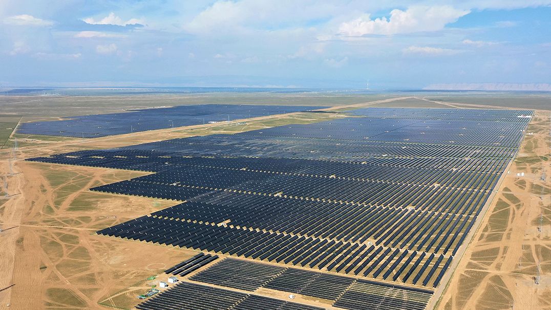LONGi HI-MO9 Utility 635-670M PV Module