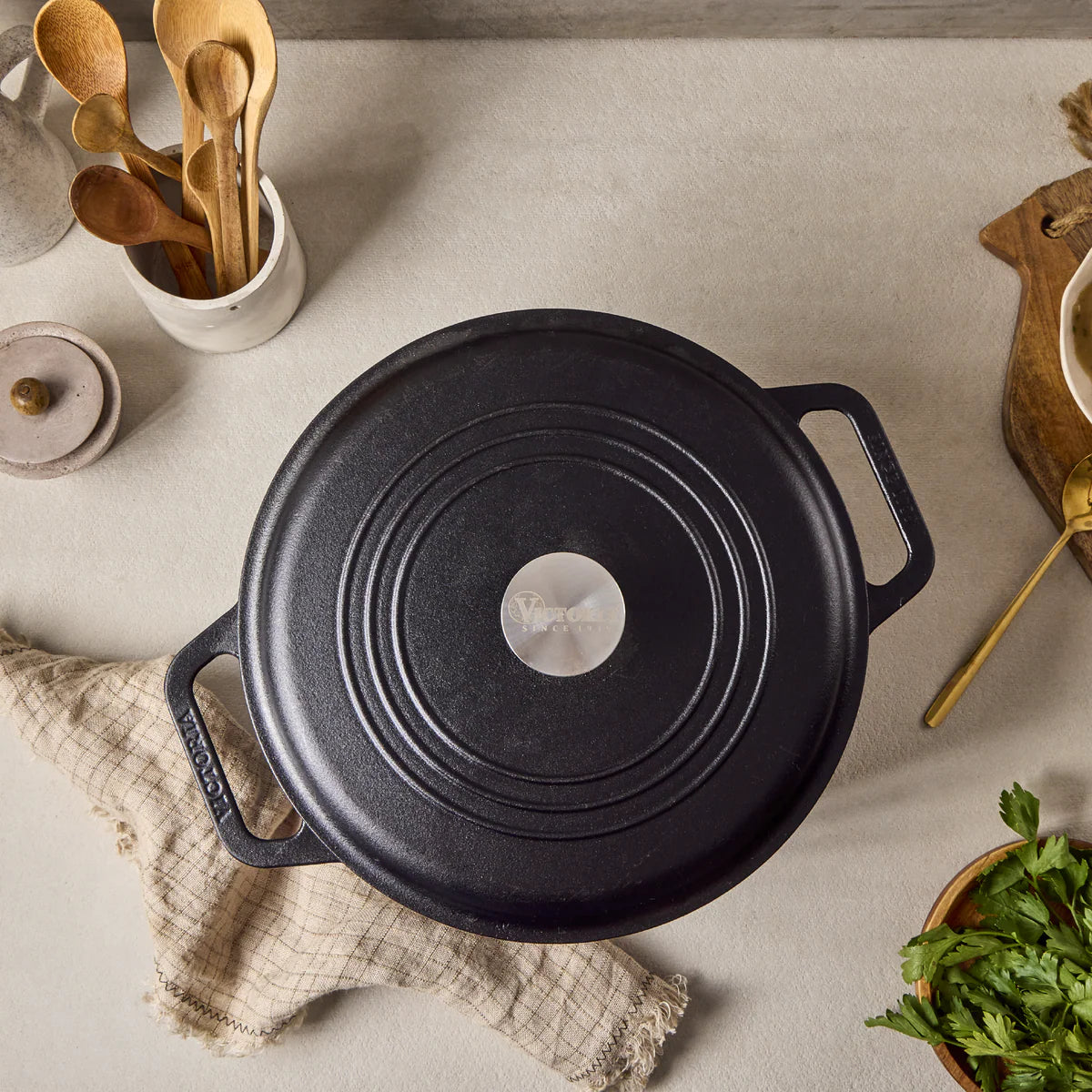 Victoria 6 qt. Cast Iron Dutch Oven with Lid Barbecue grill online shopping