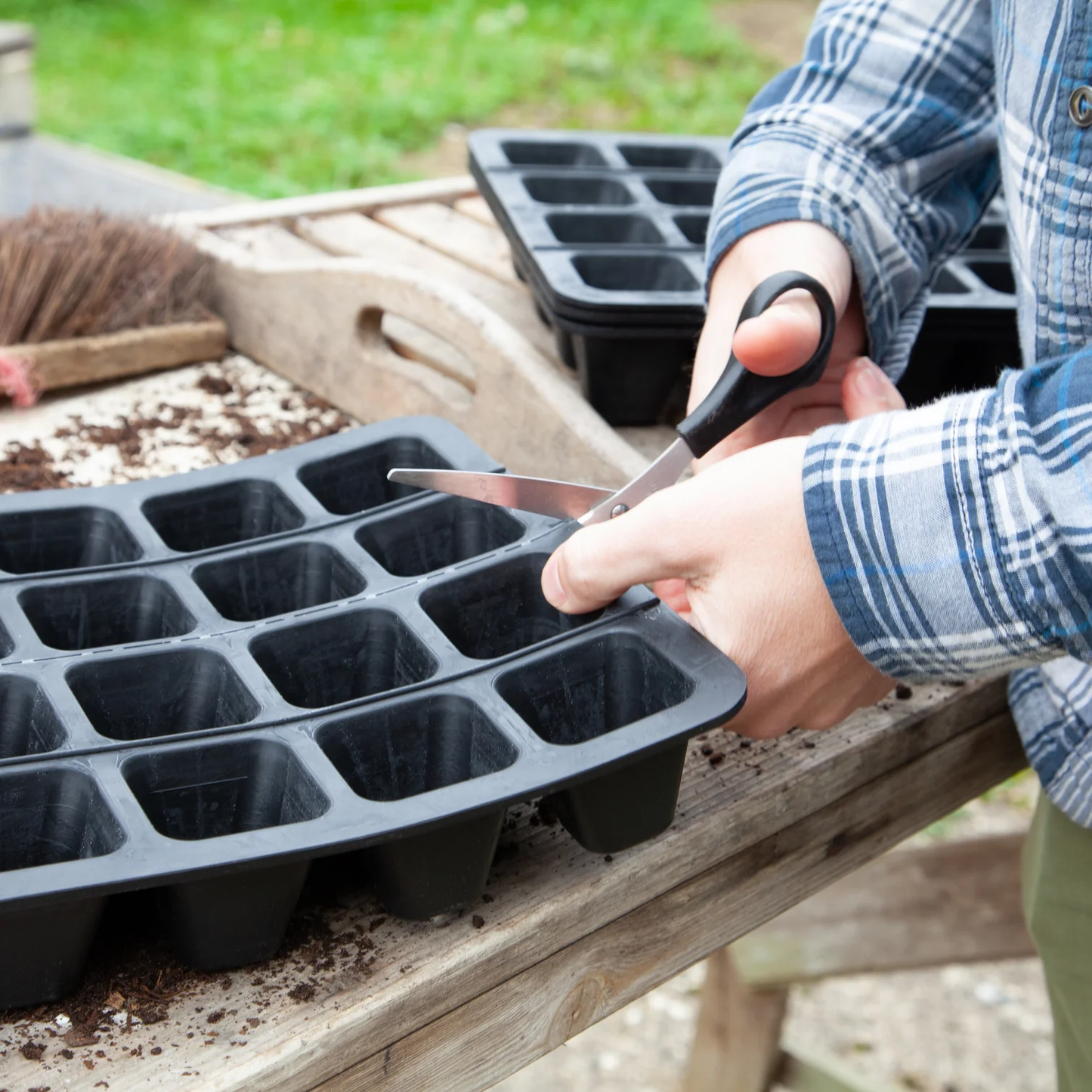 PlasticFreeGardening Natural Rubber 20 Cell Seedling Tray